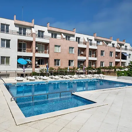 شقة With Free Pool And Parking Space بايالا